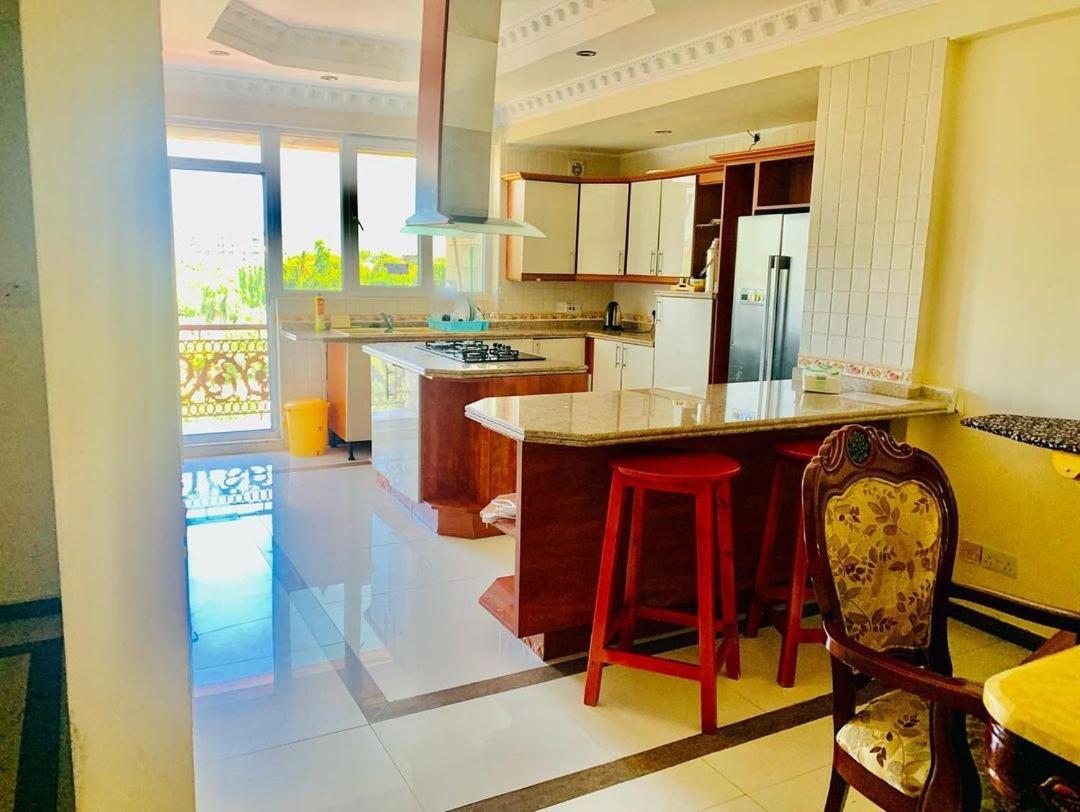 Masaki-Sea View 2-Bedroom Apt With Free Wi-Fi 다르에스살람 외부 사진